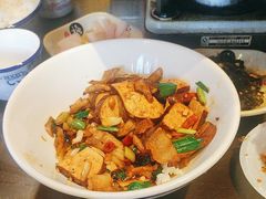 -富正毅三下锅·湘西韵味(天门山索道店)