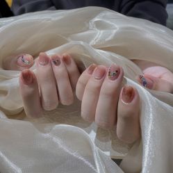 -Nail Me美甲美睫