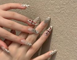 -秀色美甲美睫纹绣护肤