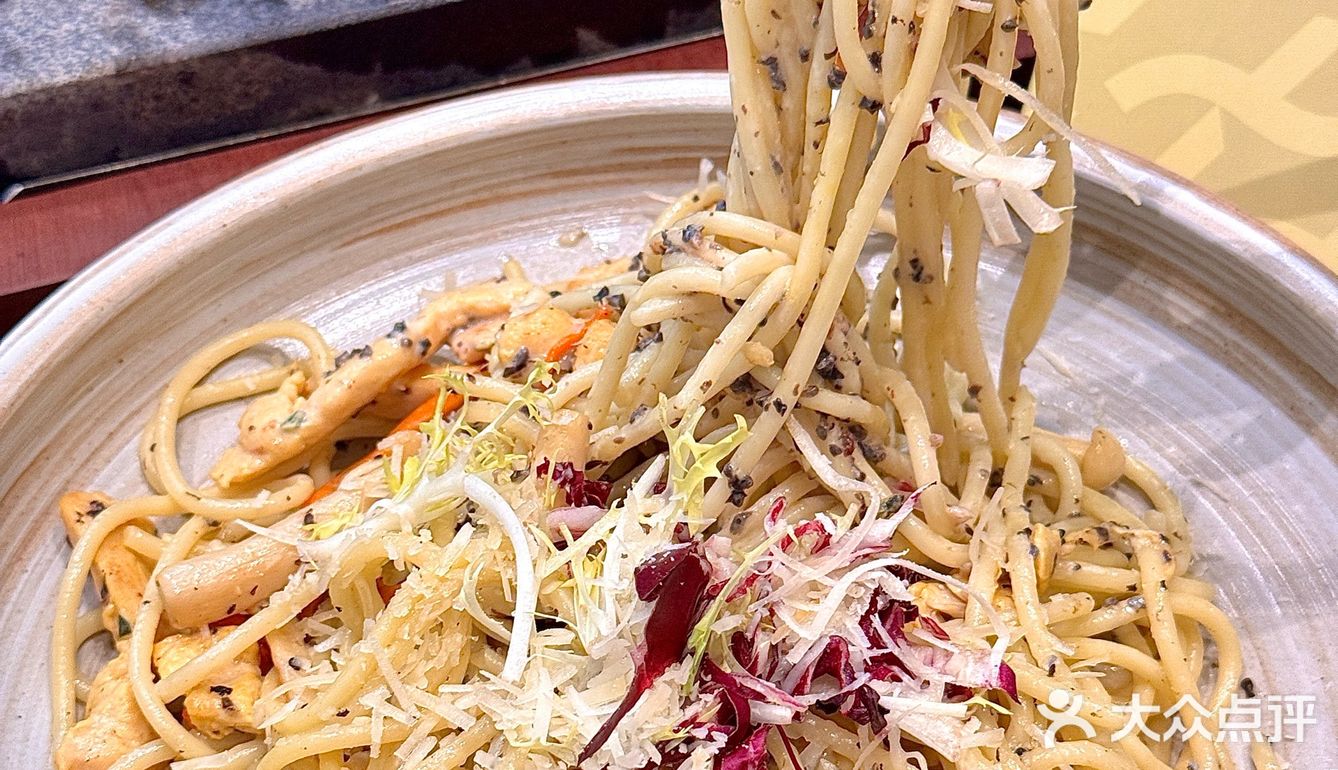 精致但分手饭[流泪]......漂亮约会🥩牛排餐