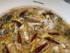 -渔语鱼酸菜鱼新川菜(来福士店)