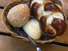 面包篮-申德勒加油站西餐厅(日坛路总店)