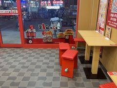 -塔斯汀中国汉堡(管城春风十里店)