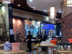 -裕记烧腊连锁餐饮(国商分店)