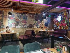 大堂-喝丢一只鞋海鲜烧烤·海肠捞饭(东关街店)