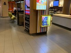-麦当劳(世界城广场店)