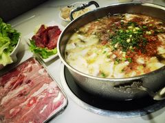 -德林酸菜鱼火锅(南丹店)