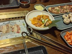 -新石器烤肉(中房金谊广场店)