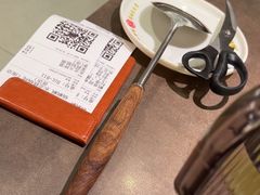 -锅飘飘·东北铁锅炖(雨花客厅店)