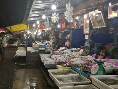 -拉威海鲜市场