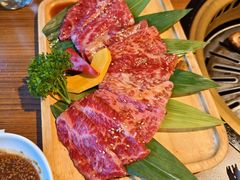-炼火烤肉店