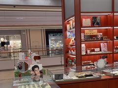 -吴良材眼镜(南翔印象城MEGA店)