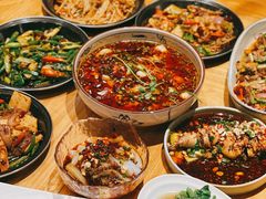 沸腾水煮鱼-十三式重庆江湖菜(金茂览秀城店)