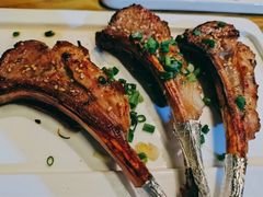 苏尼特金质烤羊排-三个蒙古大叔羊肉串(大宁店)