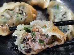 -龍堂蟹黄小笼包(德思勤四季汇店)