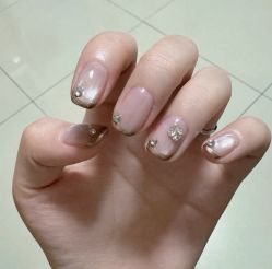 -悦颜美佳·美容·美甲美睫