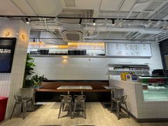 -TRIPS BURGER(大钟寺店)