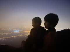 -鬼笑石后山停车场
