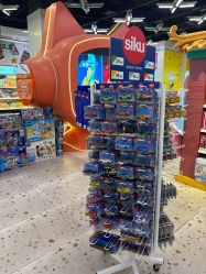 -kidsland(颐堤港店)