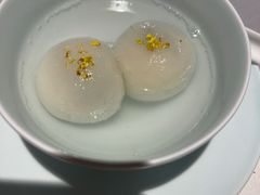 桂花黑芝麻汤圆-屋里厢上海菜馆