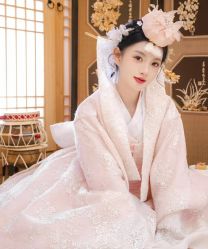 -虞美人汉服摄影