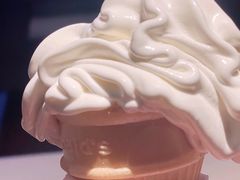 圆筒冰淇淋-麦当劳(团结湖店)