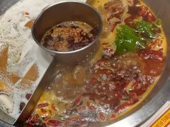 -佬土鹅肠火锅(中建大观店)