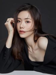 点击看大图 -定格摄影·轻奢定制写真馆