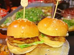 -何师烧烤Pro ·川味烧烤代表品牌(太古里旗舰店)