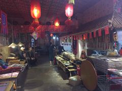 -鱼窝棚柴火铁锅炖(富山屯店)