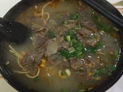 牛肉粉丝汤-牛煎里牛肉煎包淮南牛肉汤(广东路店)
