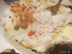 菠萝炒饭-鹿港小镇(悠唐店)