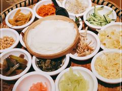 -包整·丝娃娃(一览甲秀楼风景店)