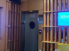 -V-SHOW主题KTV(新城店)