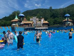 -汤山欢乐水世界
