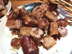 卤鸭脖-万记麻辣烫国展总店