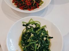 -鱼鲜饭香·招牌汽锅剁椒鱼头王