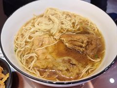 -百年老字号·观振兴蟹黄面·三虾面·苏式面(观前街富仁坊巷店)