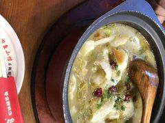 -周鱼小馆石锅酸菜鱼(活力汇店)