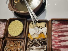 -菌小白火锅(时尚天河店)