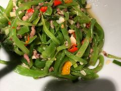 -聚鑫朋酸菜肥肠(文艺路口店)