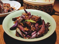 肉末酱爆茄子-弄堂里·寻味杭州(湖滨银泰in77C区店)
