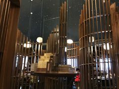 三楼最里层的咖啡坐-钟书阁(松江泰晤士小镇店)