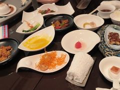 -玥轩YUE HIN(IFS国际金融中心店)