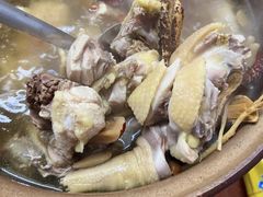 -威邵鸡煲(西华路总店)