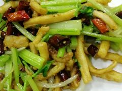 -叶存利海鲜大馅饺子(东戴河止锚湾店)