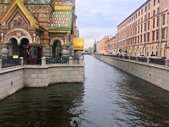 -滴血救世主教堂