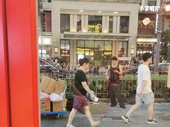 -何师傅美蛙鱼头(汉街店)