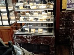 面包甜点陈列柜-精点味道(西安路店)