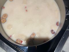 -尚尚仙·酸汤猪手·猪肚鸡火锅(华联万柳购物中心店)